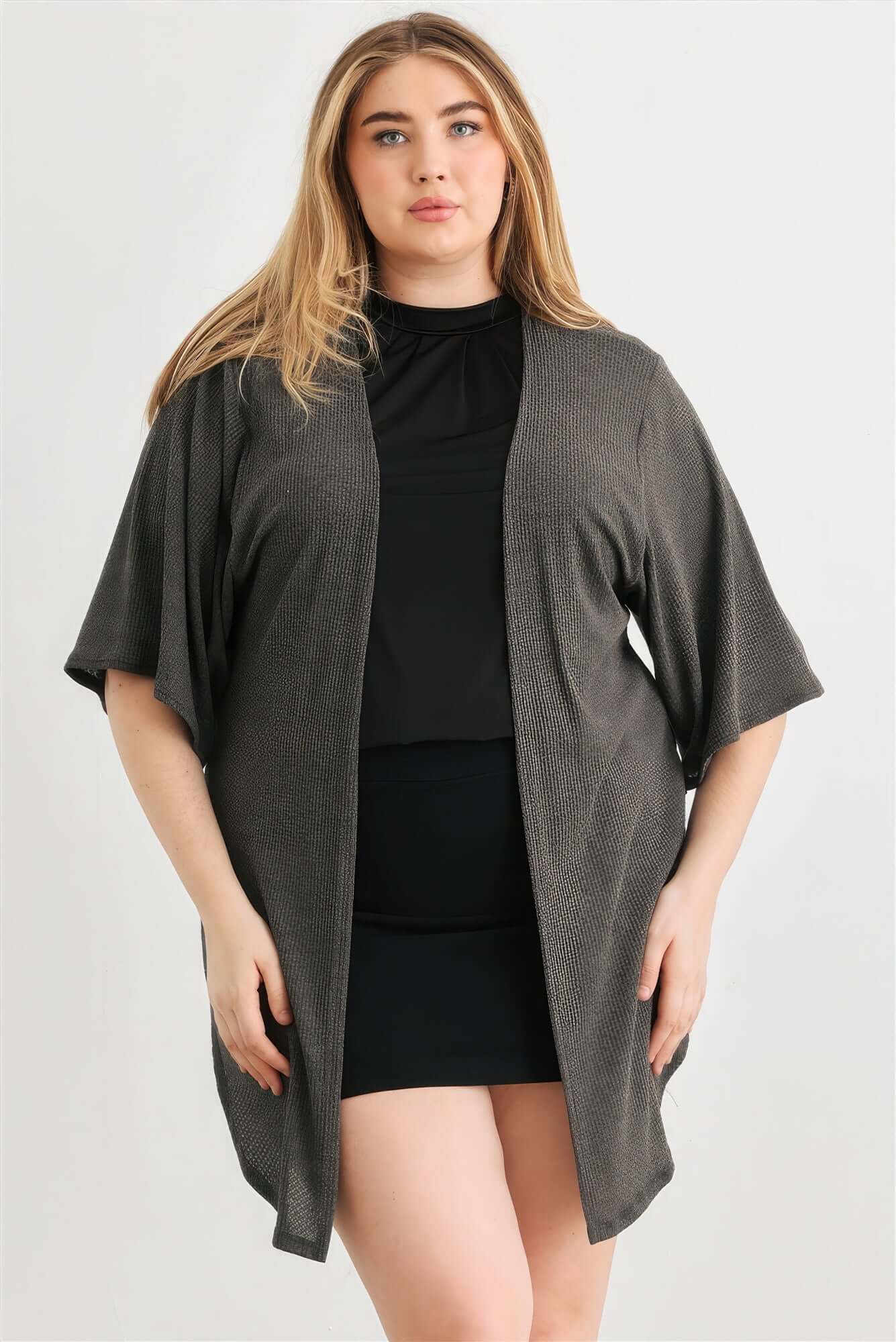 WOMEN'S PLUS SIZES