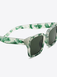 0a2309e910914424abbca08f2129f936-Max