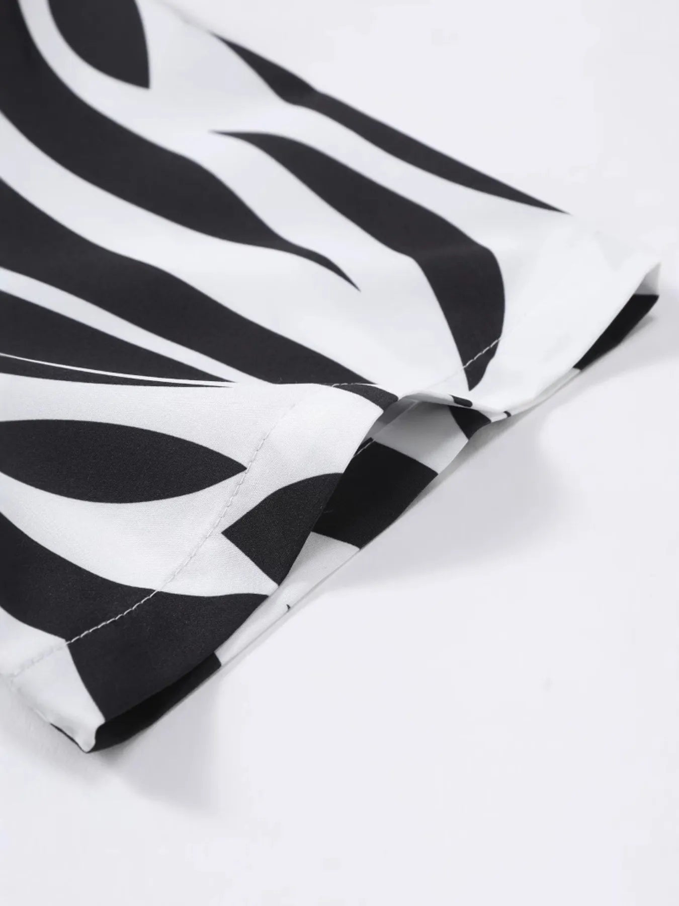 Men's zebra-print short-sleeve shirt and shorts set