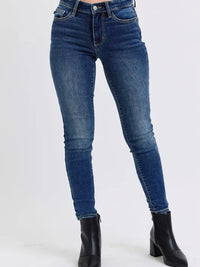 1de97fdb-fd43-4695-a0d3-034608311cba-Max