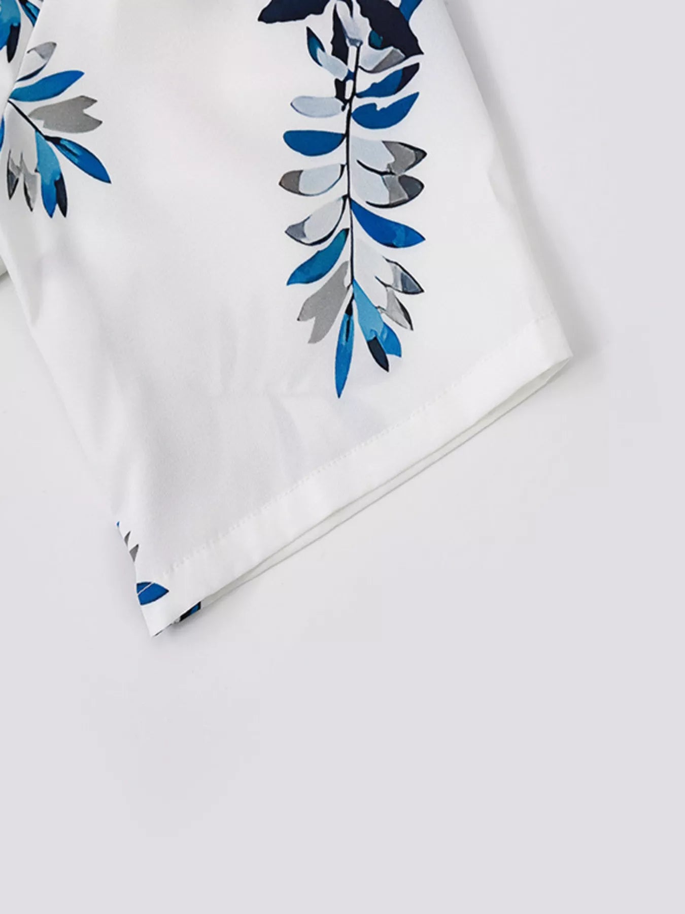 Men's tropical-print short-sleeve shirt and shorts set