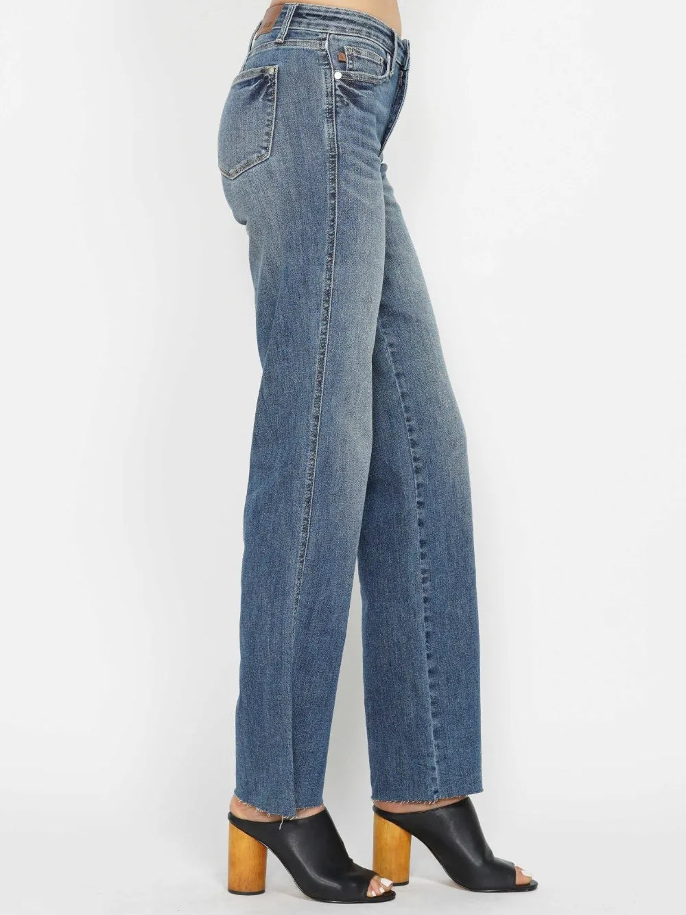 3d08405d-5a29-4673-ad9c-7cd87954b109-Max