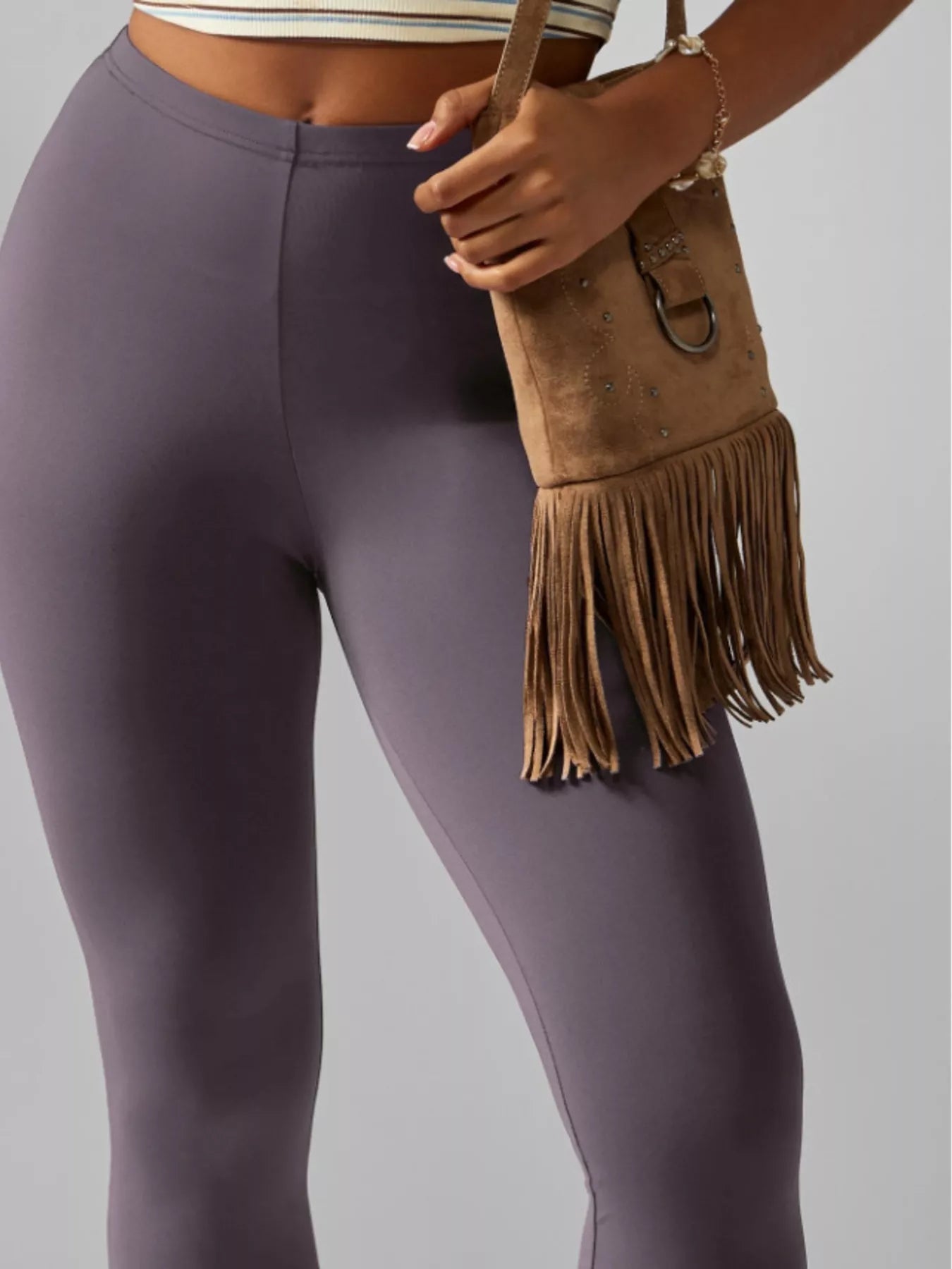 The Cora High-Waist Capri Legging