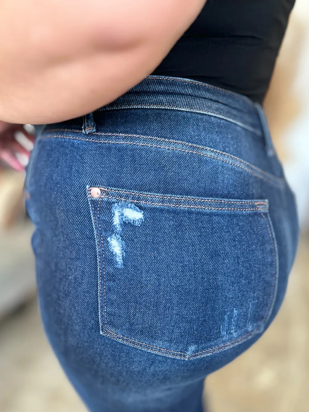 60a54761-0921-4d3f-a78b-bfff1a4d41c7-Max