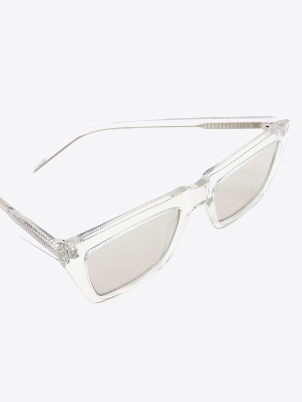 9215225290404700adf88fbea11b0076-Max