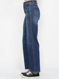 9f59314f-27f7-4419-95eb-be2e99d03ed4-Max