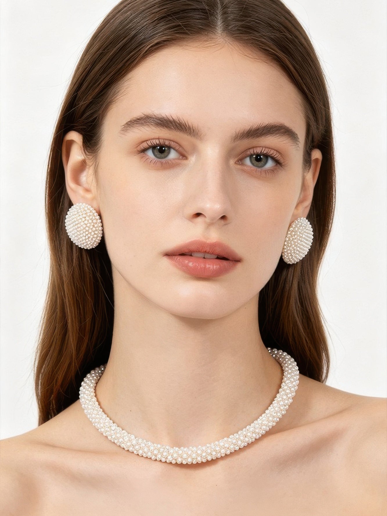 The Wren Choker & Stud Set – beaded choker necklace with matching round stud earrings