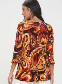 Print Quarter Sleeve Top with vibrant floral pattern and quarter-length sleeves, featuring a stylish ruffled hem.