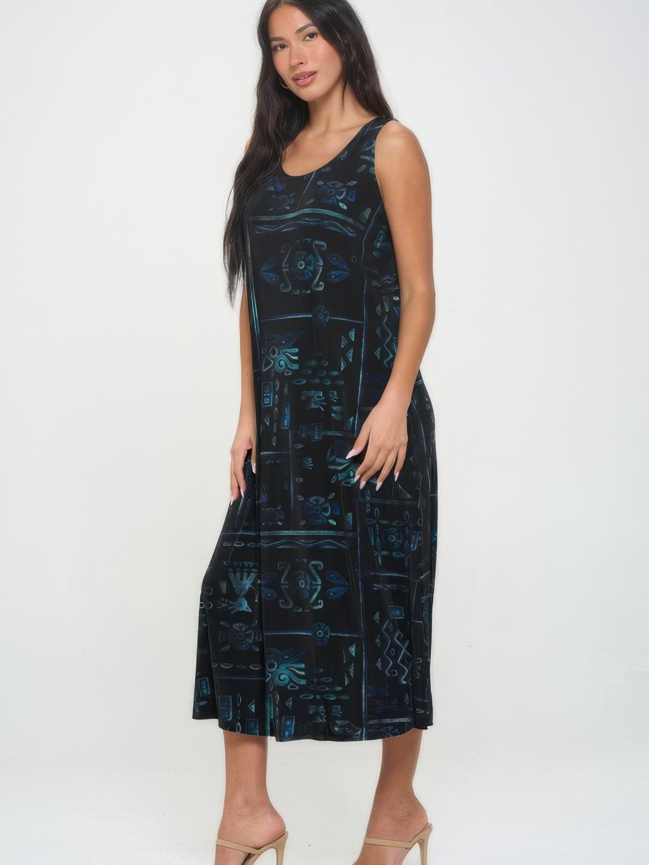 BNS print long tank dress on a model, featuring a sleeveless design and soft knit fabric in a stylish pattern.