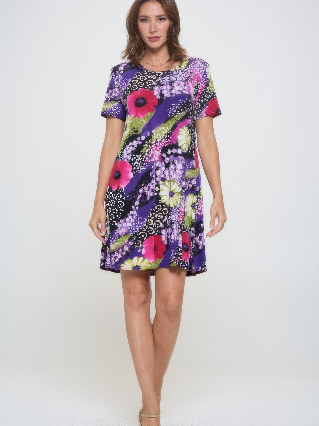 Plus Size Print Missy Dress Short Sleeve in floral design, featuring short sleeves and a round neck, perfect for stylish comfort.