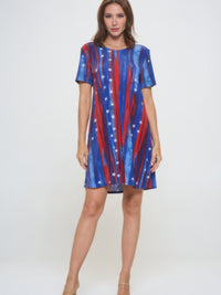 Short-Sleeved Knee-Length Dress with a blue and red star pattern, perfect for casual summer wear.
