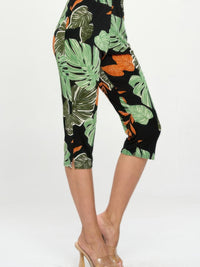 Bns Tank Capri Pants Set featuring stylish capri pants with tropical leaf print and elastic waistband for comfort.