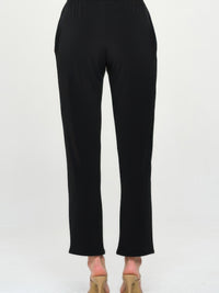 HIT Straight Pocket Trouser with Pockets, black straight-leg trousers showcased from the back