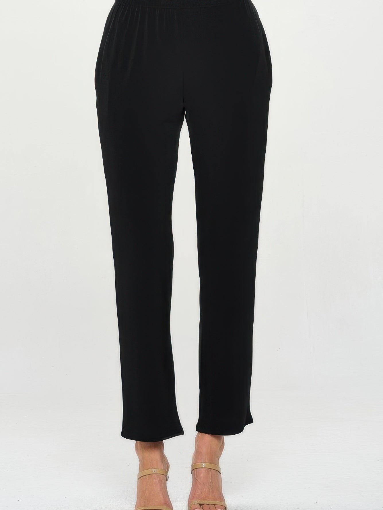 HIT Straight Pocket Trouser with Pockets in black, featuring a comfortable elastic waistband and side pockets.