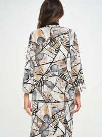 Long Contrast Jacket featuring a unique geometric print and quarter-length sleeves, ideal for a polished look.