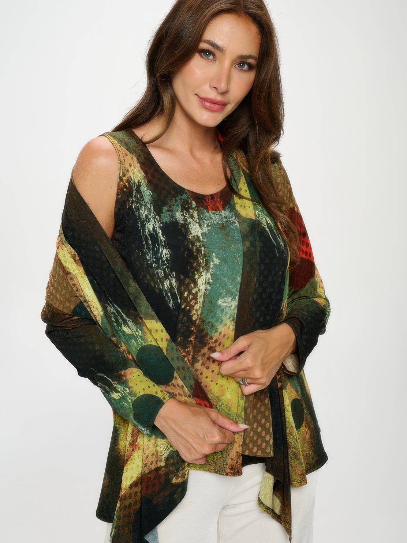 HIT Mid Cut Jacket in vibrant print, showcasing a polished look with comfort for transitional weather.