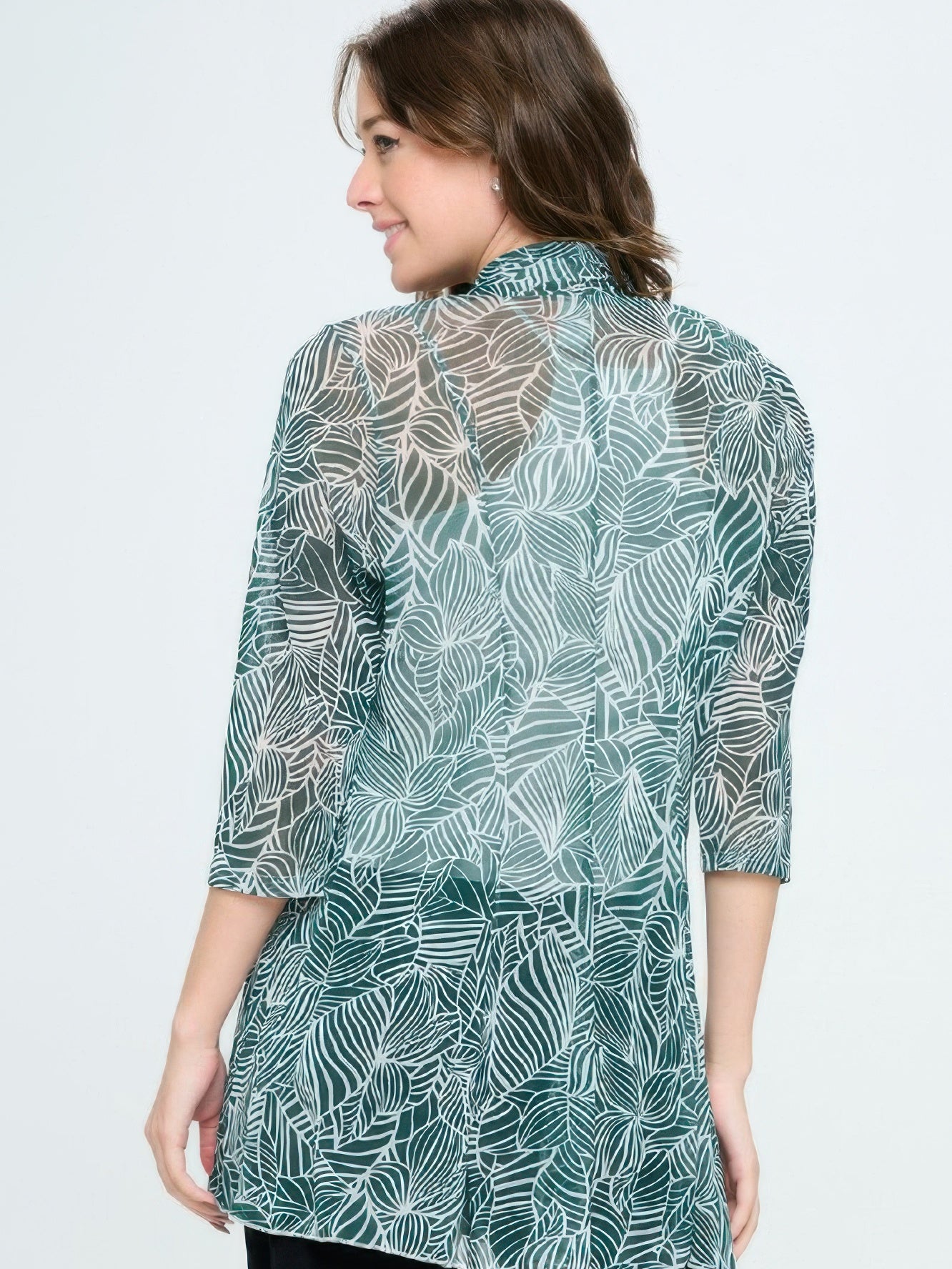 Plus Size Mrs Princess Jacket, back view showcasing the soft and stylish leafy design for effortless layering.