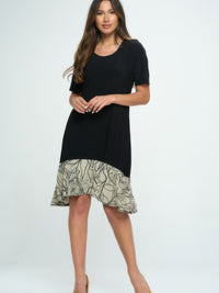 Hit Half Sleeve Contrast Dress featuring half sleeves and a flowy floral hemline design.