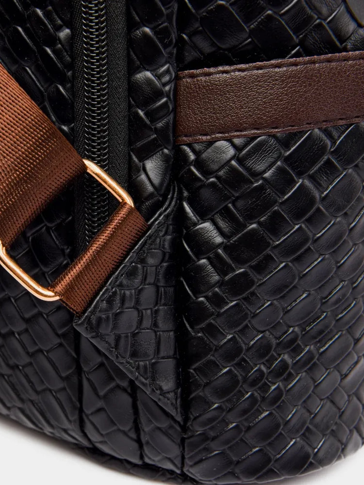 b3d52f13-e3f2-4cc2-8fa2-8ab18ceda77a-Max