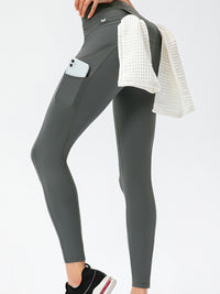 bbd63b5670d74d40906ec3a0e030fa32-Max