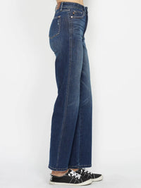 c6f154f4-5094-4254-a78f-4b002bcdc7de-Max