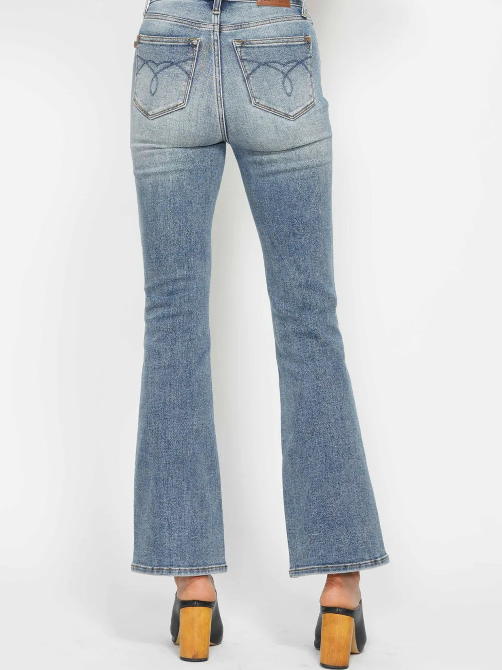 f099f42c-122d-4887-a58e-f730657908d6-Max