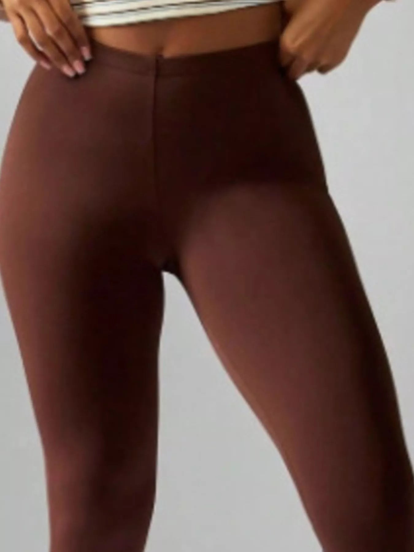 The Cora High-Waist Capri Legging