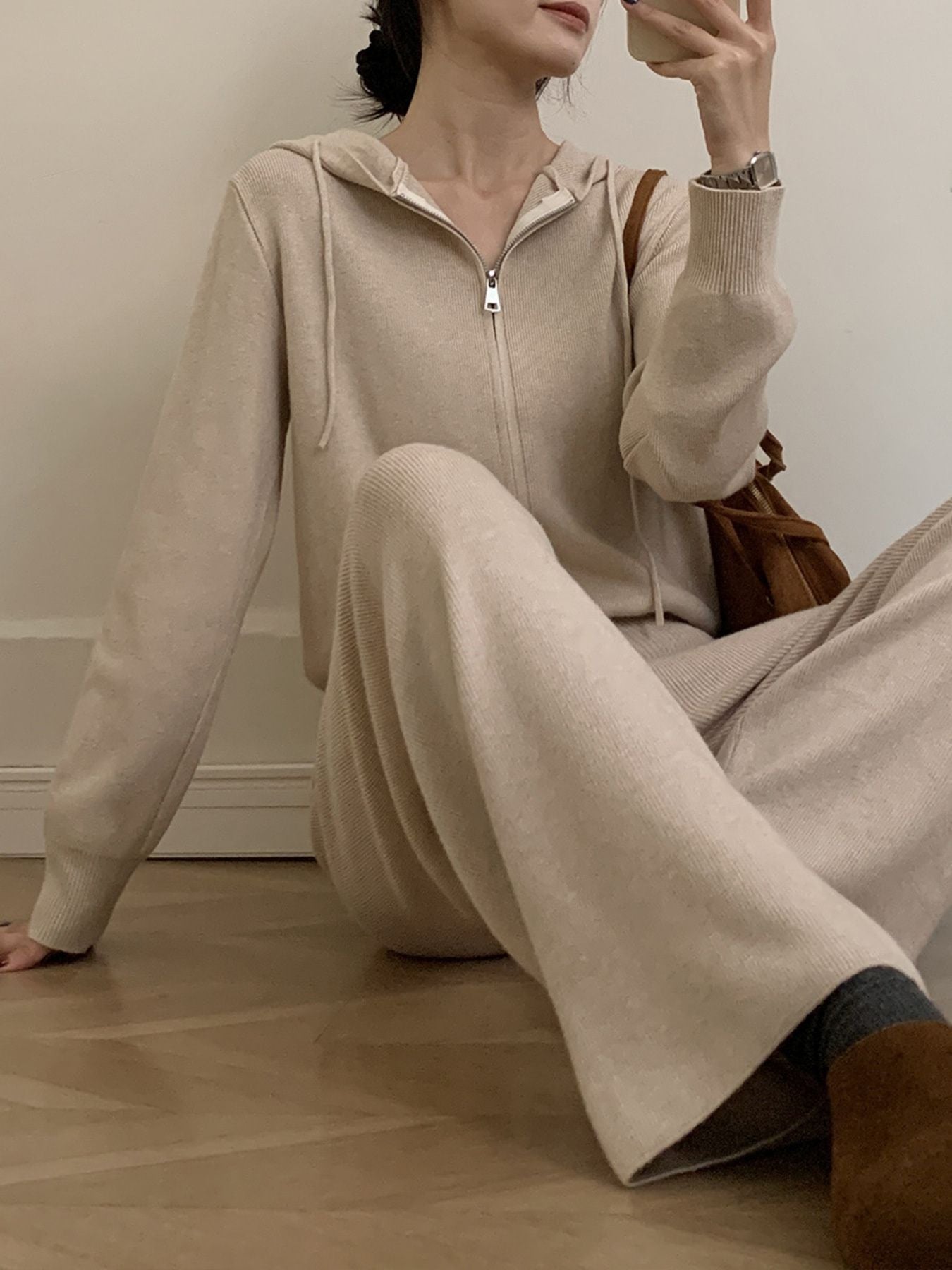 06b5f7c5-6056-44b1-b446-99bafa010aef-Max