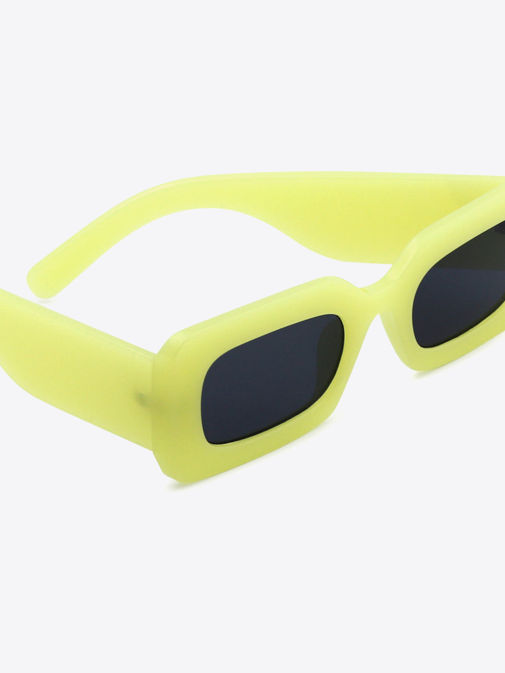 18c04190c6484acaaee934c7eccf92e3-Max