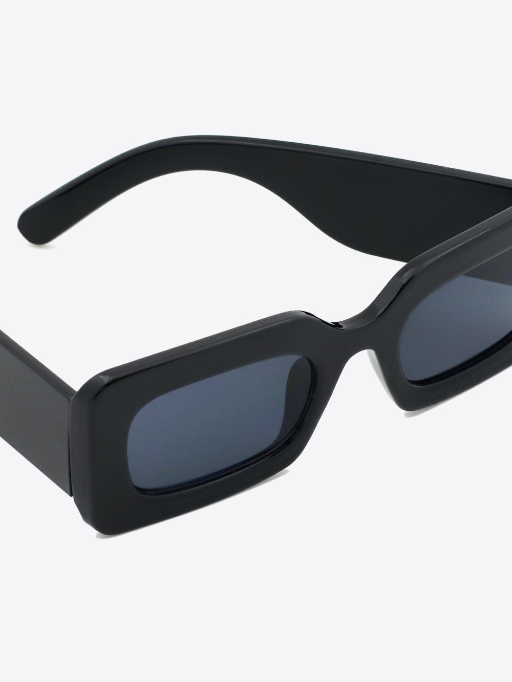 33ba1dec48d448caaca3c0a297c3bdcf-Max