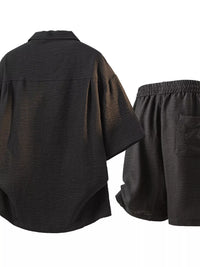 Men's short-sleeve button-up shirt and drawstring shorts set