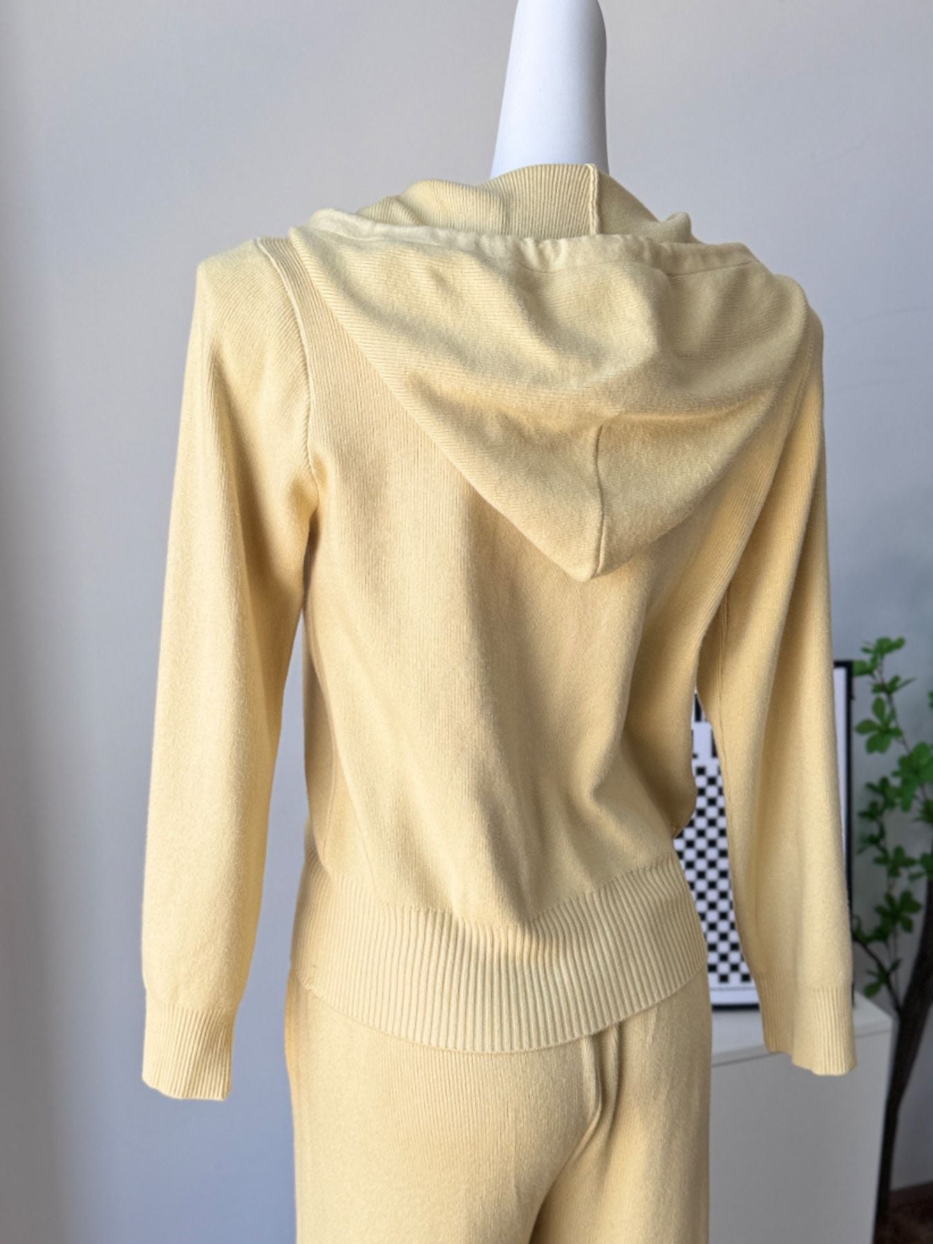 53b6daff-9eda-44bb-903e-87b05bc15246-Max