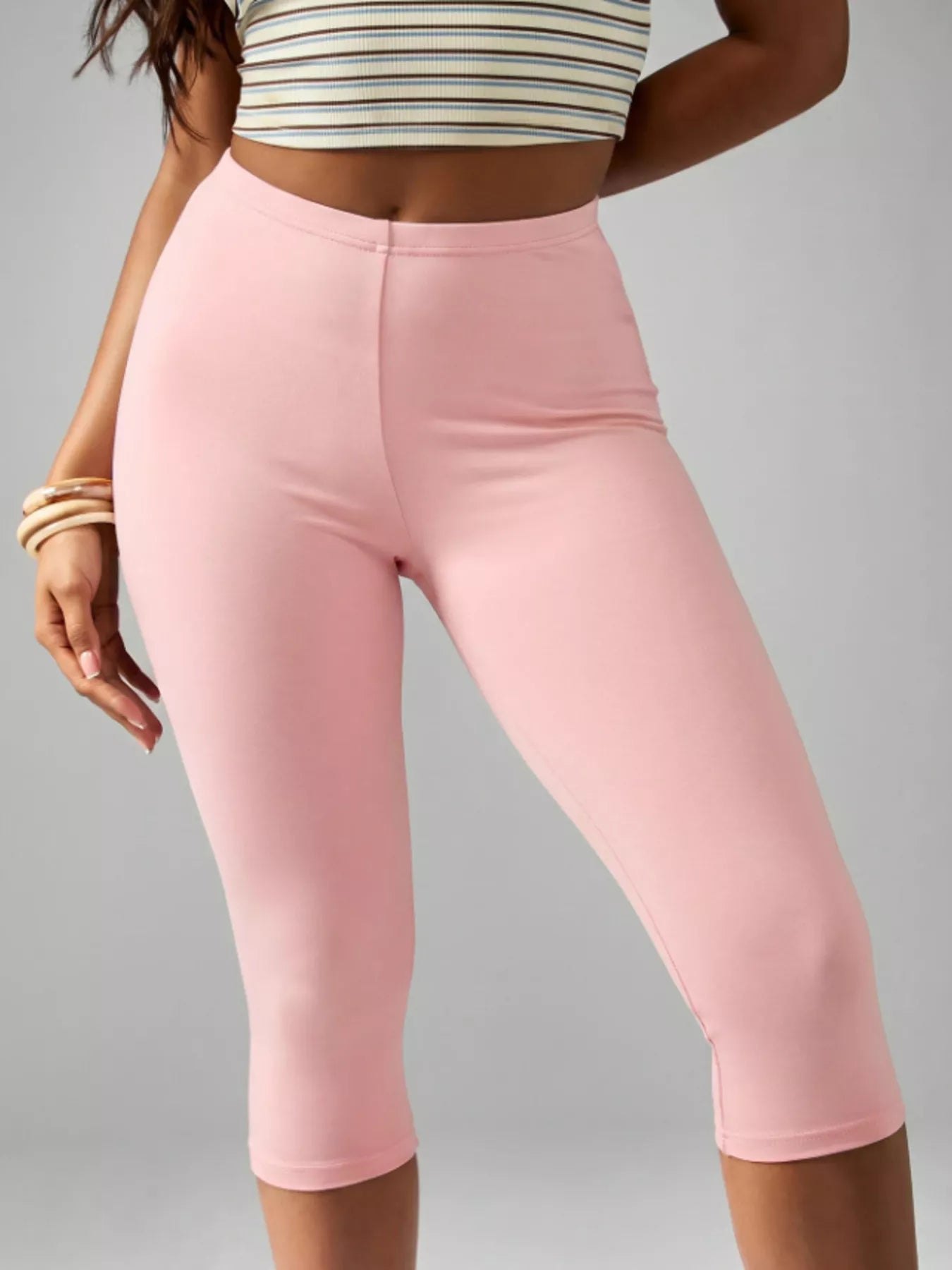 The Cora High-Waist Capri Legging