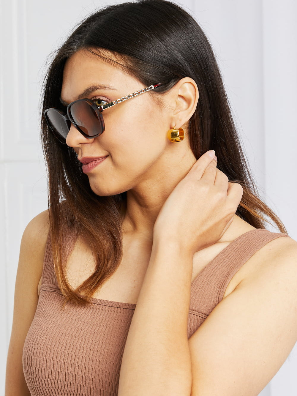 5ef9dfcbec2447c5bb05ba11e76b4aff-Max