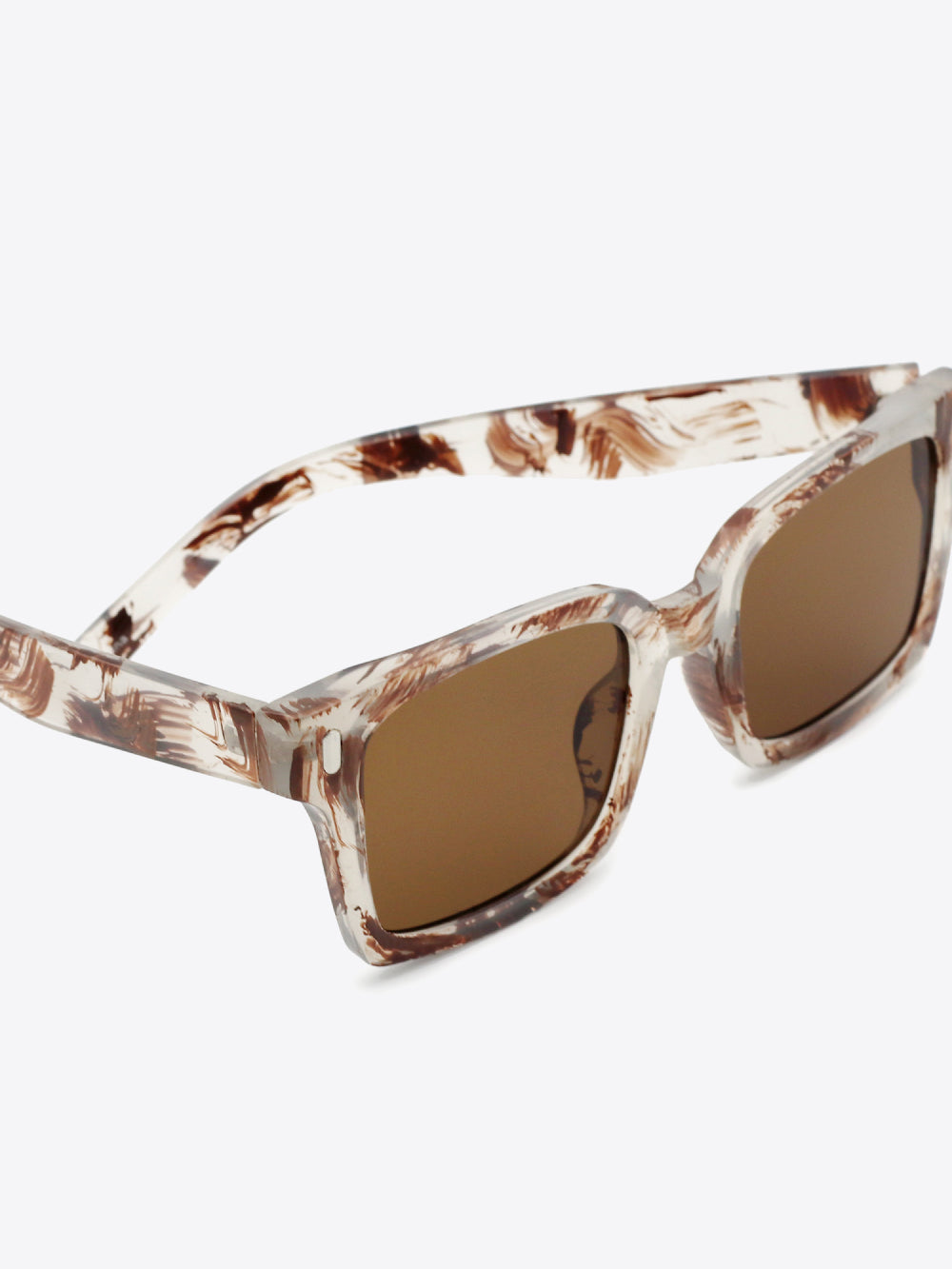 606af8ef0ce24786a5857a28b2b1b22d-Max