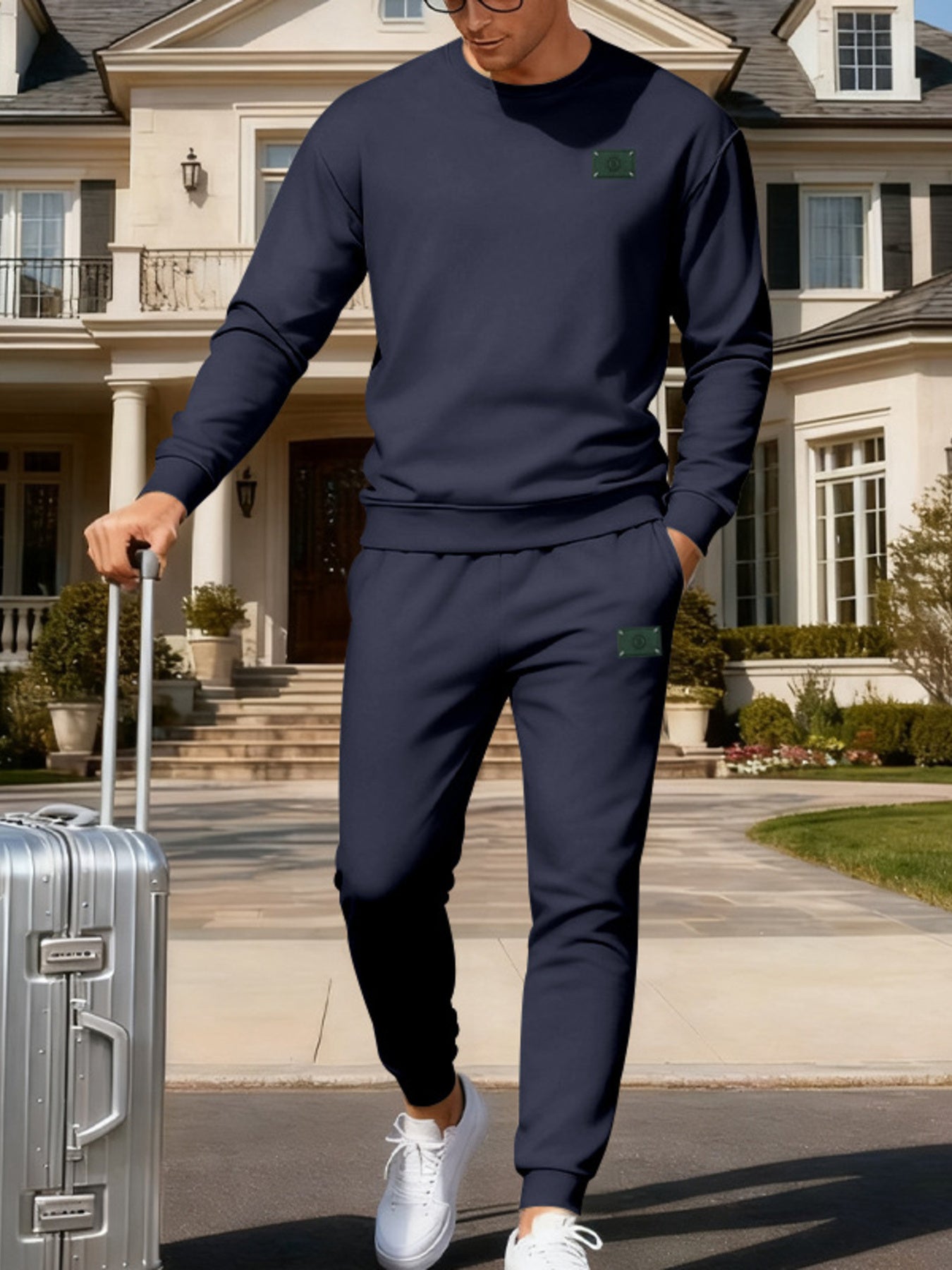 Men's round-neck sweatshirt and jogger set
