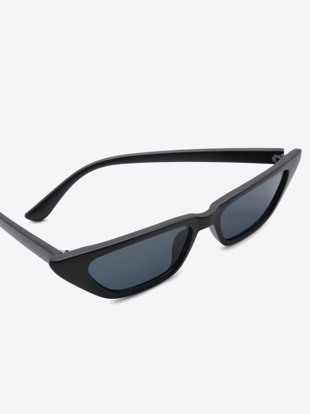 6ae0b3fee5444c7e9f93860895dc8245-Max