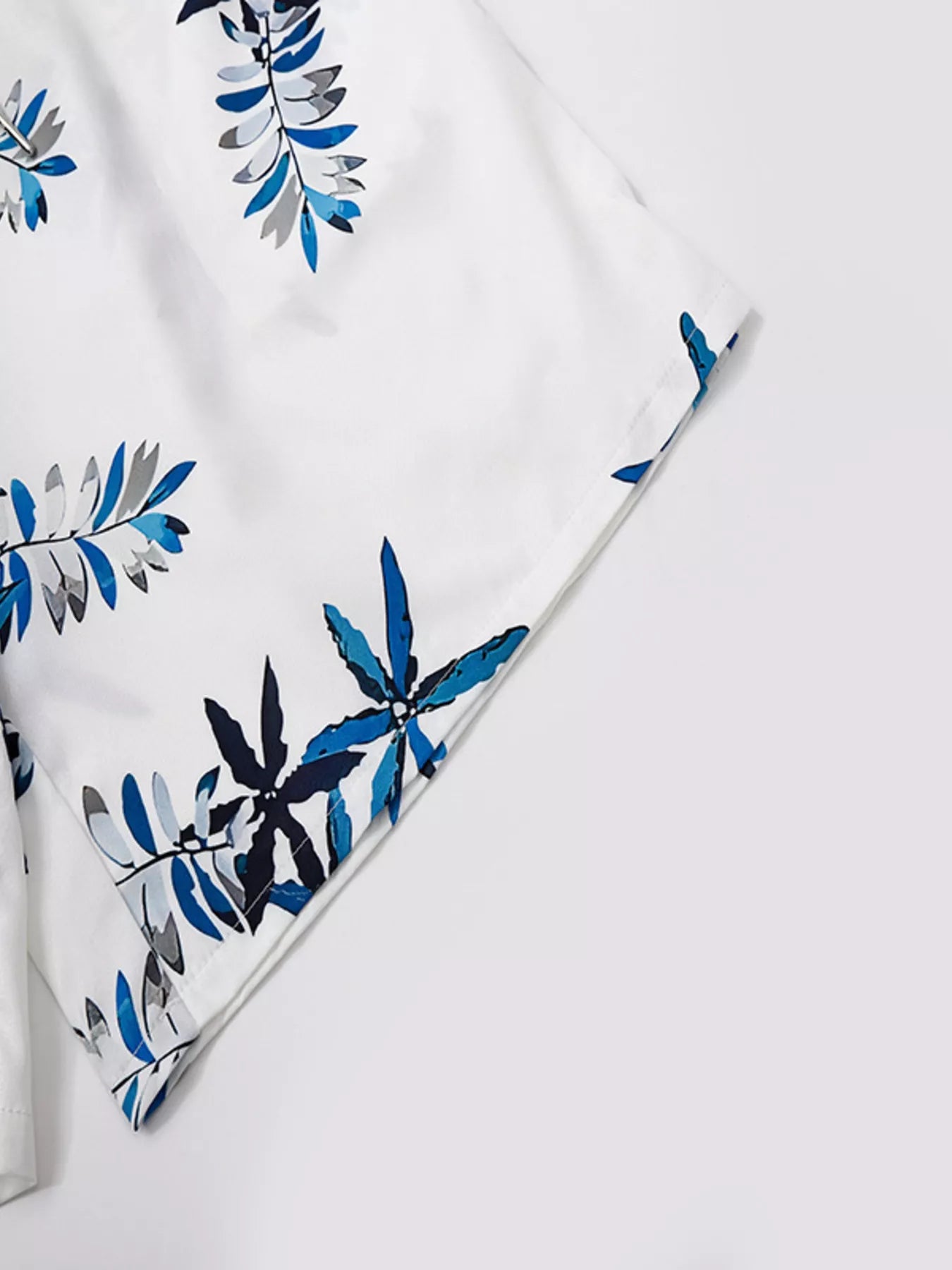 Men's tropical-print short-sleeve shirt and shorts set