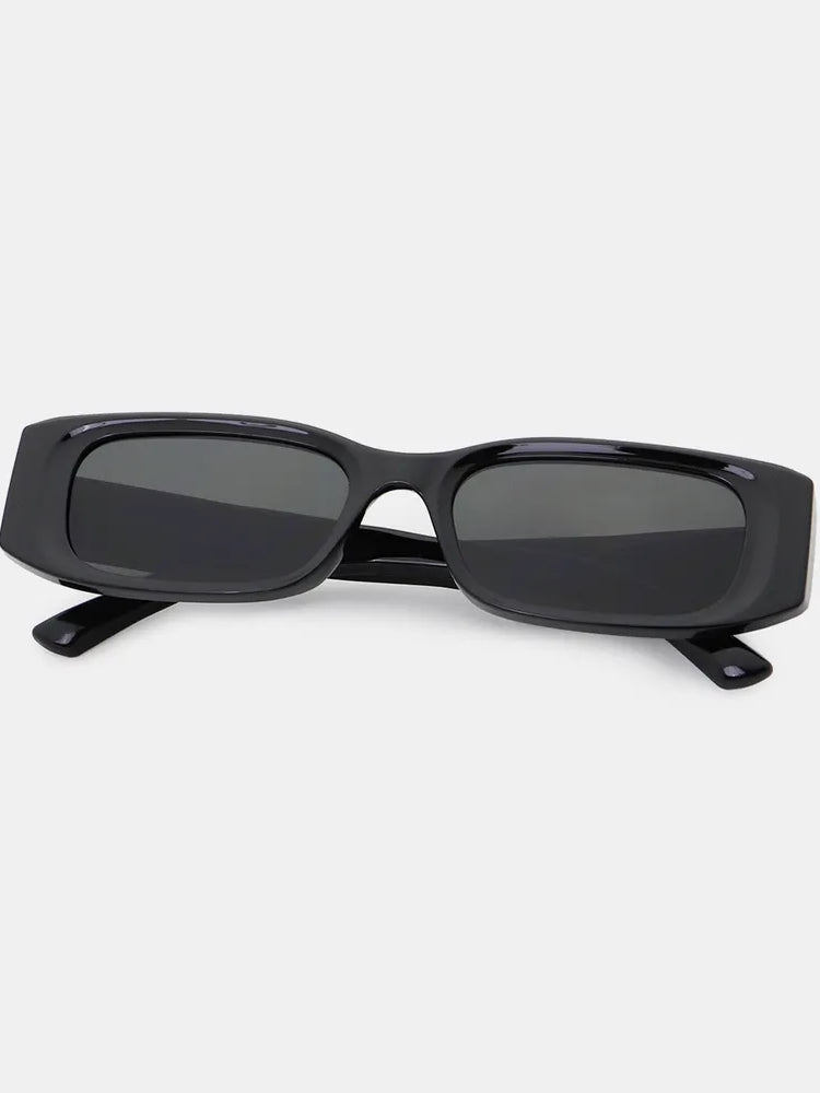 74ec9ae9-c36b-4419-8364-7f37f4f36ec0-Max