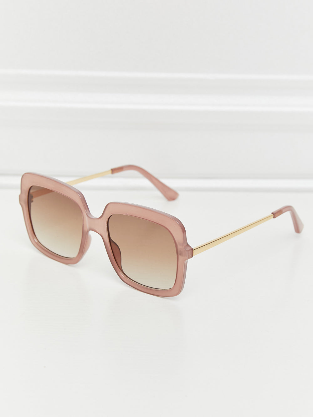 845df35566b44f909b4b94c120aa7ca8-Max