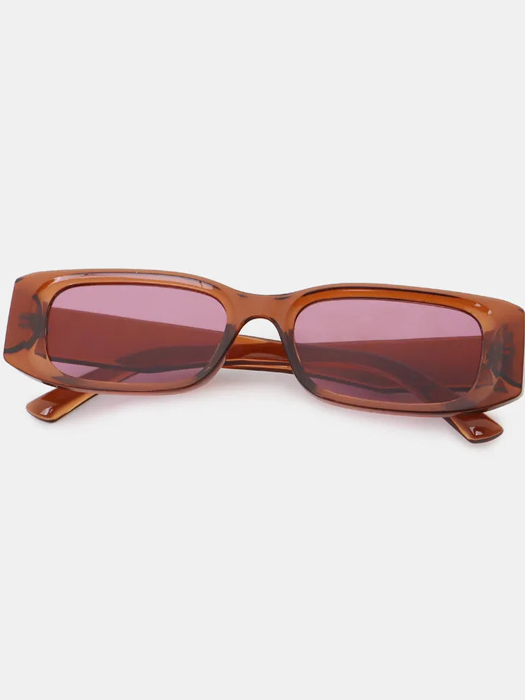 894f64d1-54f6-4612-8a88-9c4eae62df86-Max