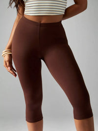 The Cora High-Waist Capri Legging