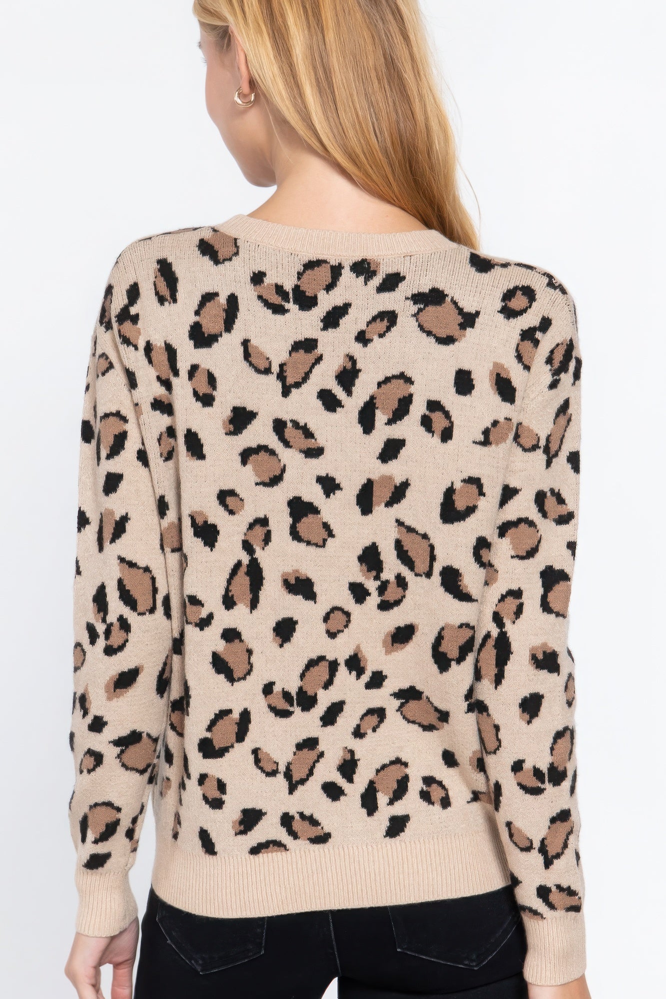 Long Slv Animal Jacquard Sweater