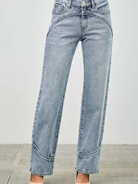 Mid Rise Straight With Piping jeans featuring subtle piping detail along the seams, offering a structured fit.