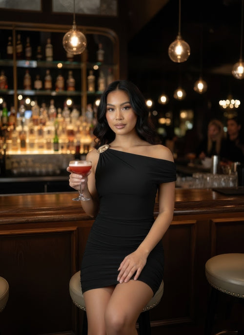 The Right Shoulder Is Gathered  Mini Dress