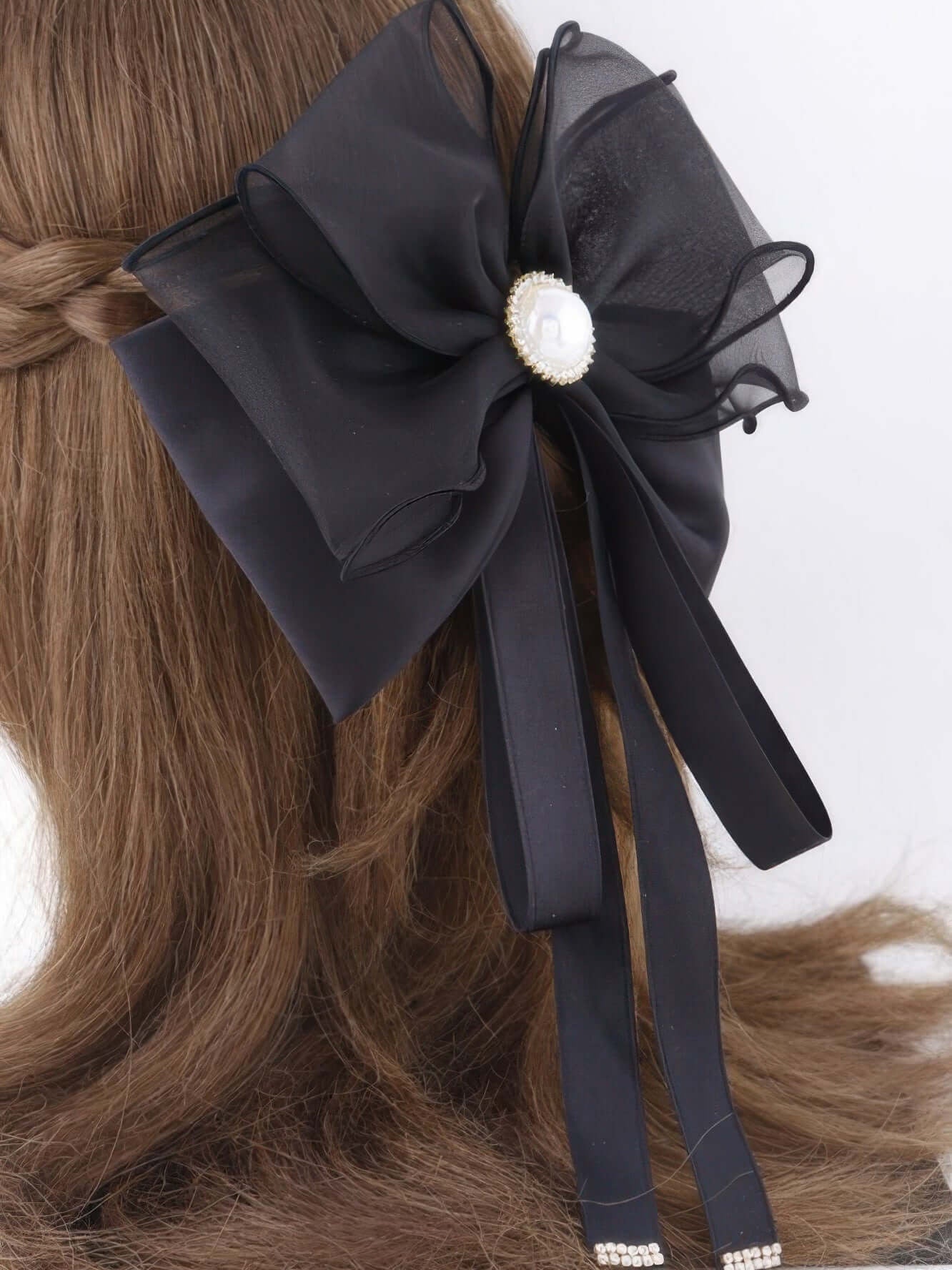Pendant Ribbon Hair Clip Tilted