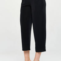Elastic Waistband Ankle Pants with Pockets displayed on model, showcasing comfort and stylish design.