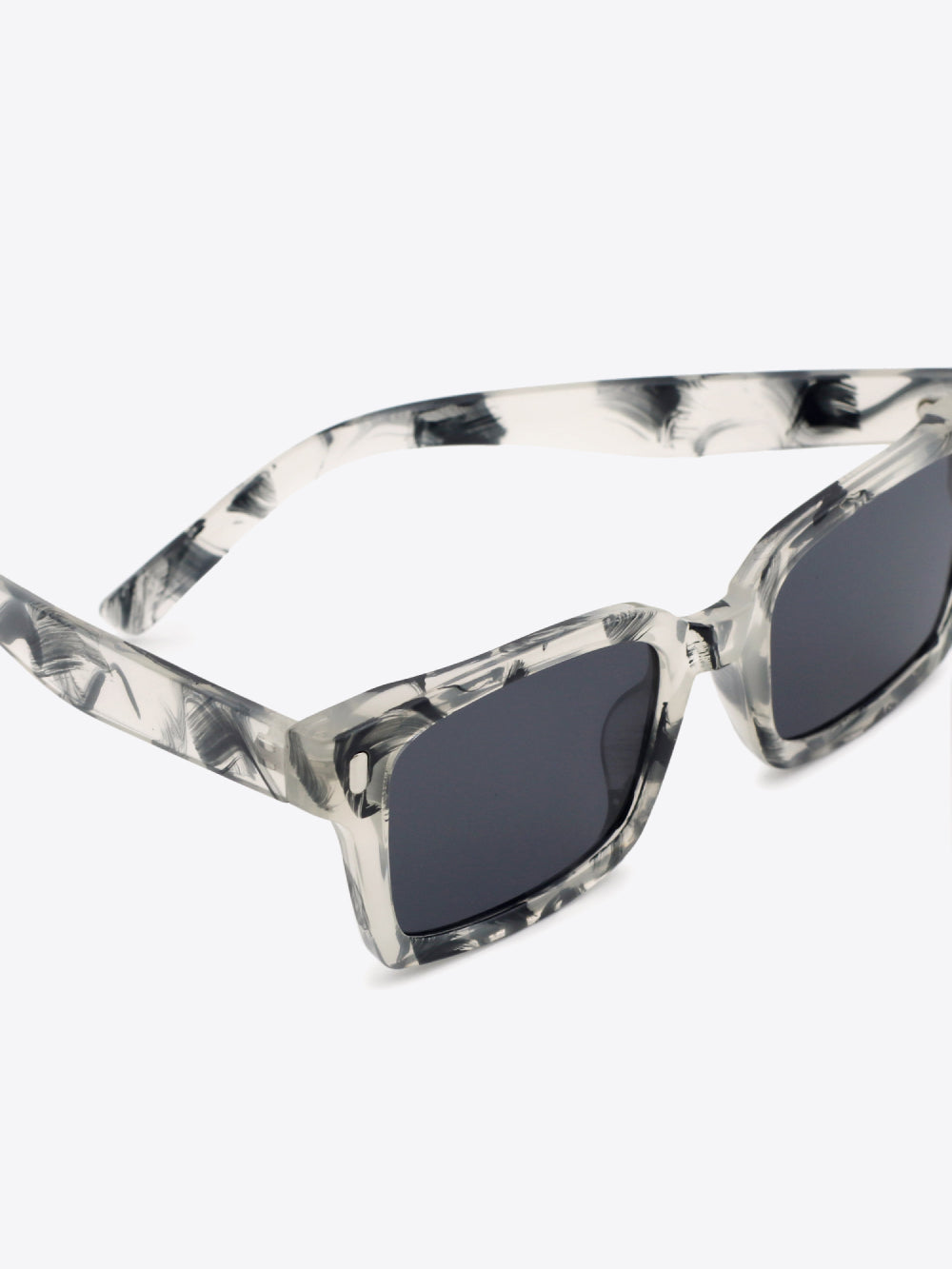 a547b595347b4288bd4f0919fe7f2647-Max