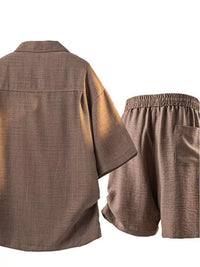 Men's short-sleeve button-up shirt and drawstring shorts set