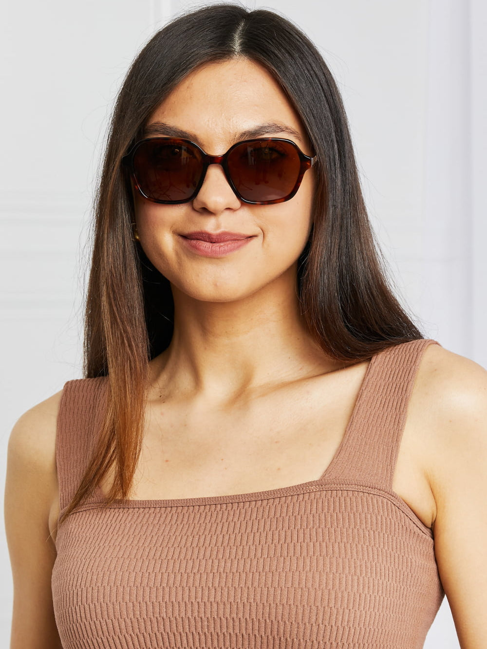 b72512a6388f4b568f75030f1336f019-Max